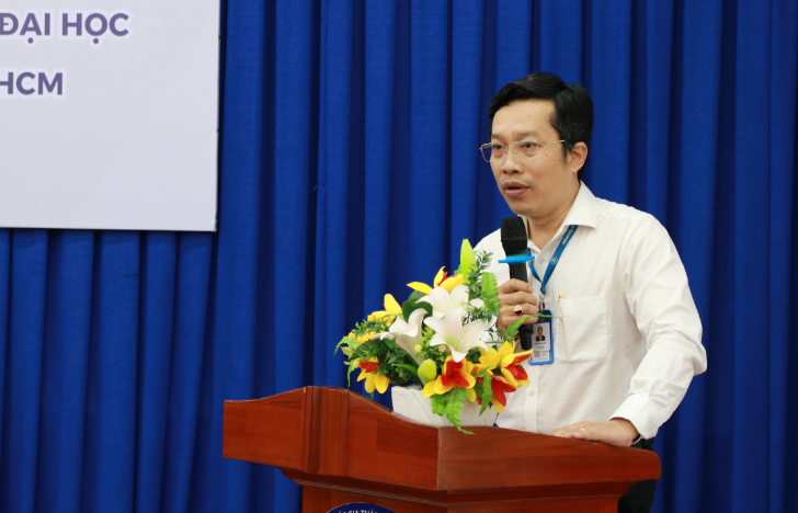 TS. Lê Hoàng Dũng chia sẻ về tầm quan trọng của đạo đức nghiên cứu - Ảnh: Quỳnh Mai
