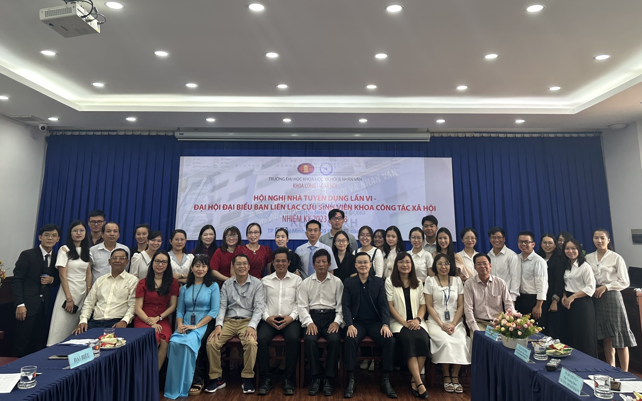 Hội nghị nhà tuyển dụng lần VI-2023 và Đại hội Ban liên lạc Cựu sinh viên Khoa CTXH, NK 2023-2028