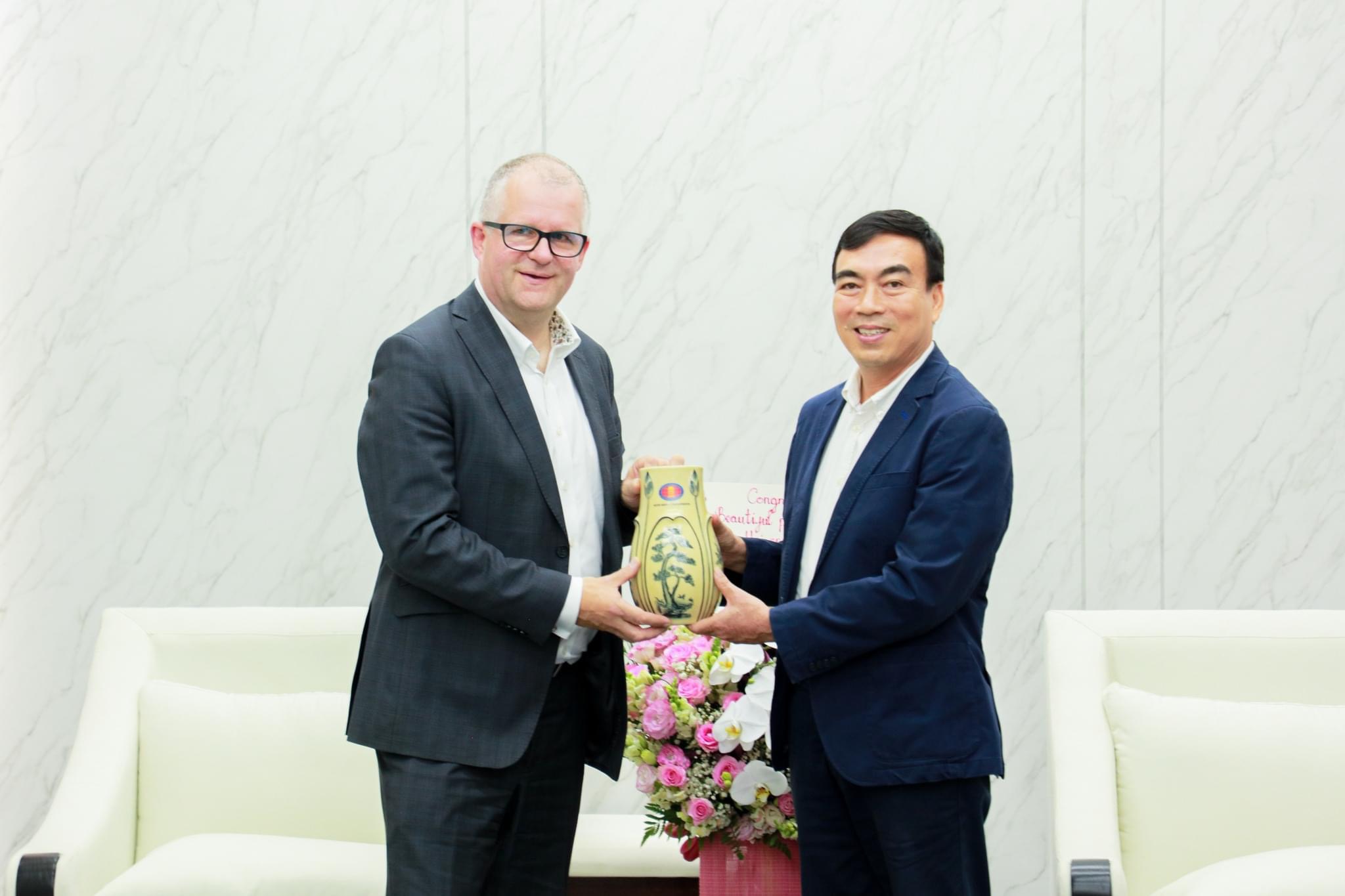 Thắt chặt mối quan hệ hợp tác, cùng hướng đến kỷ nguyên 50 năm phát triển tiếp theo của Deakin