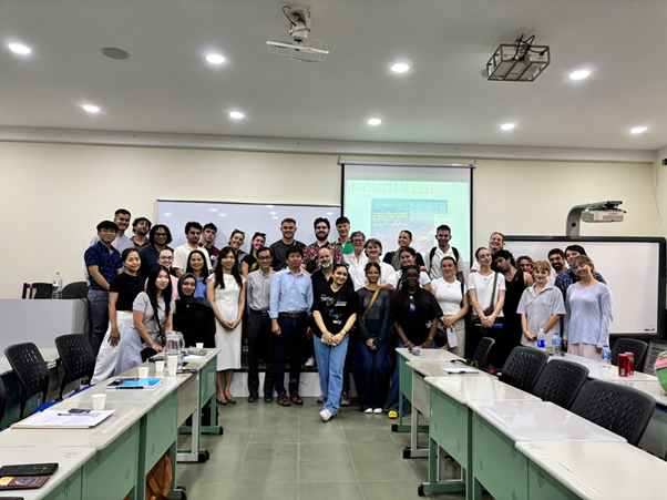 Giao lưu học thuật đoàn sinh viên, học viên cao học giảng viên Đại học RMIT, Úc