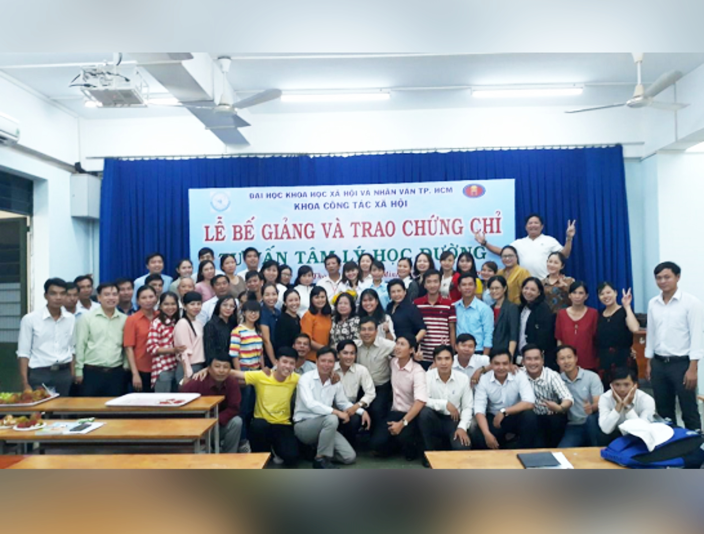Lễ bế giảng và trao chứng chỉ Khóa 1 – Công tác tư vấn tâm lý học đường