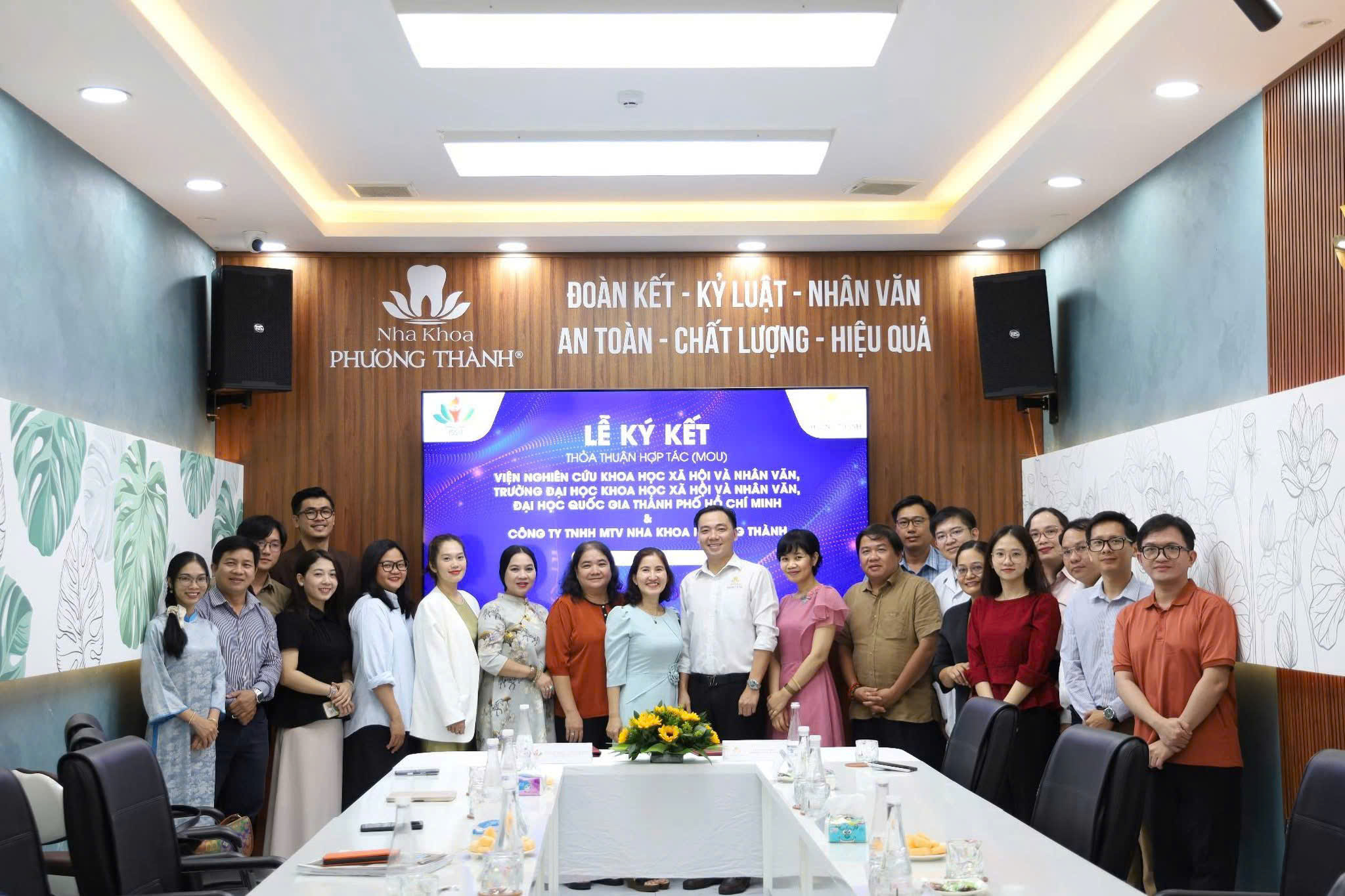 LỄ KÝ KẾT BIÊN BẢN GHI NHỚ HỢP TÁC ĐỊNH HƯỚNG PHÁT TRIỂN DU LỊCH CHĂM SÓC SỨC KHỎE