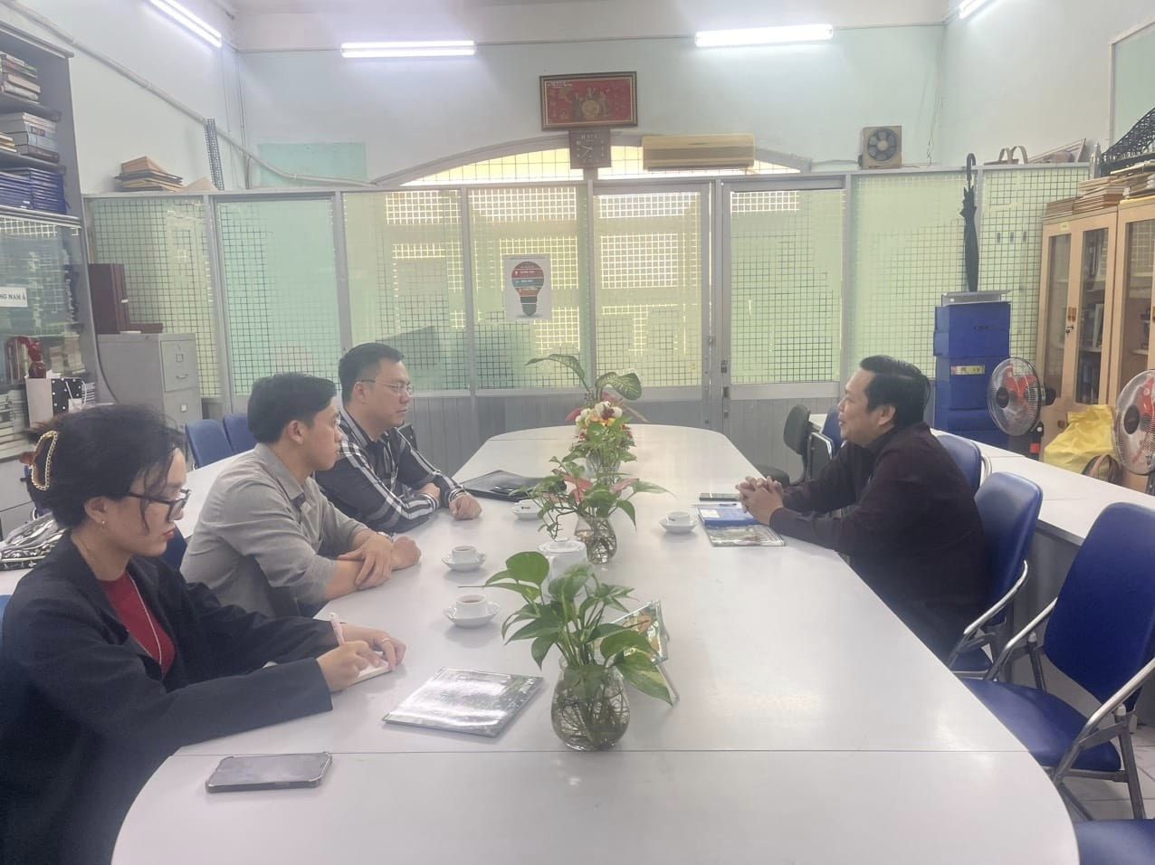 KHOA ĐÔNG PHƯƠNG HỌC TIẾP CÔNG TY TNHH SẢN XUẤT ĐẦU TƯ LIFE GIFT VIỆT NAM