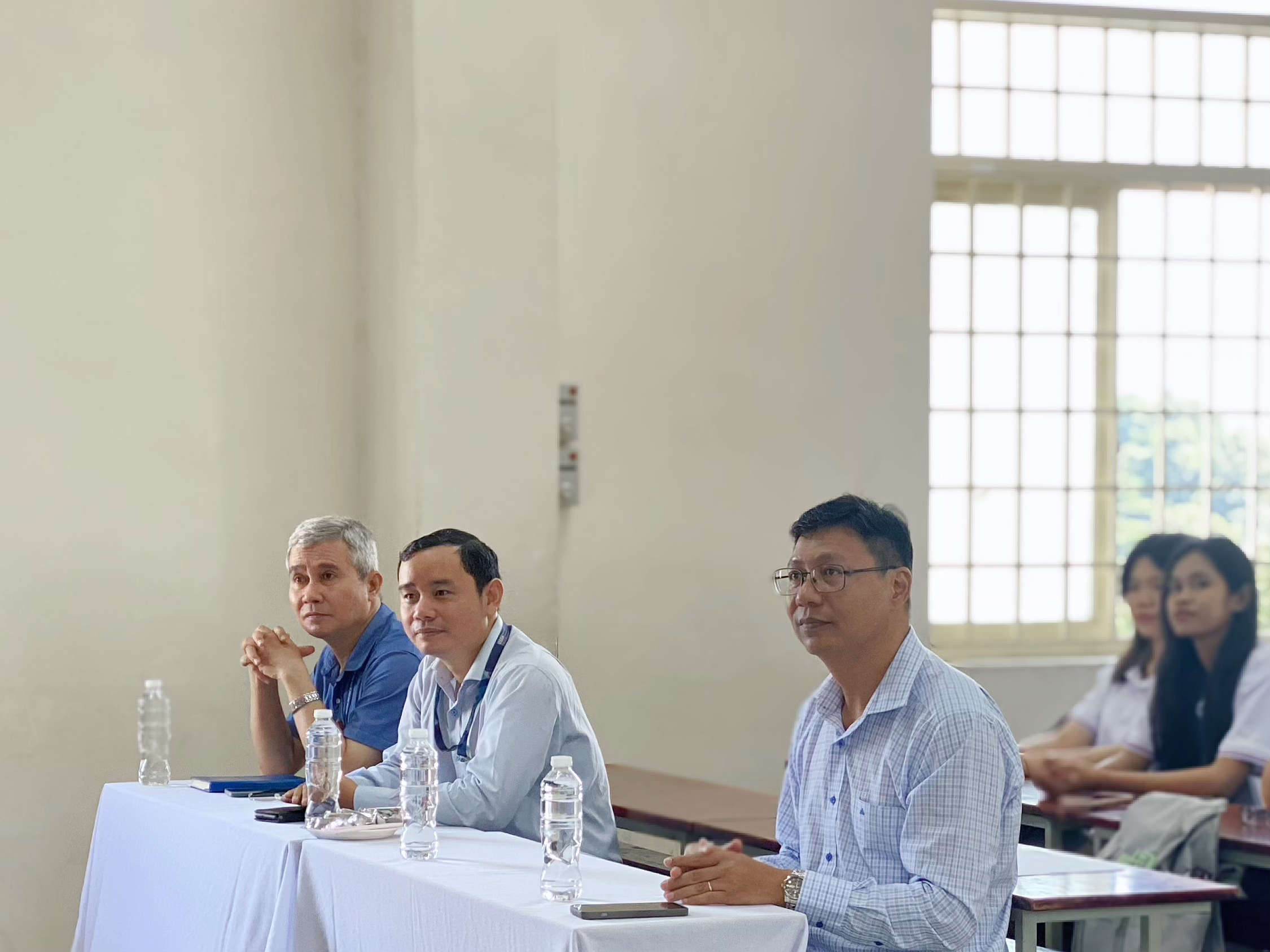 Tọa đàm "PHƯƠNG PHÁP HỌC ĐẠI HỌC HIỆU QUẢ và PHƯƠNG PHÁP NGHIÊN CỨU KHOA HỌC trong sinh viên 2024"