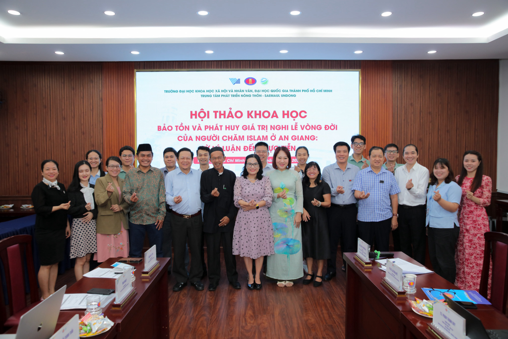 TT PTNT-SU tổ chức Hội thảo khoa học “Bảo tồn và phát huy giá trị nghi lễ vòng đời của người Chăm Islam ở An Giang: từ lý luận đến thực tiễn”