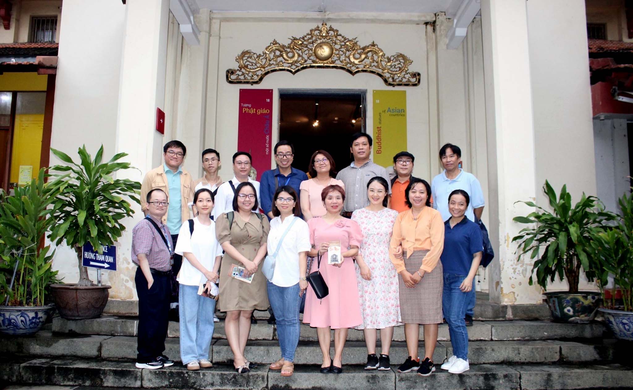 Khoa Văn hóa học tham quan, học tập tại Bảo tàng Lịch sử Việt Nam tại Tp. Hồ Chí Minh: “Bảo tàng cũng là trường học”!