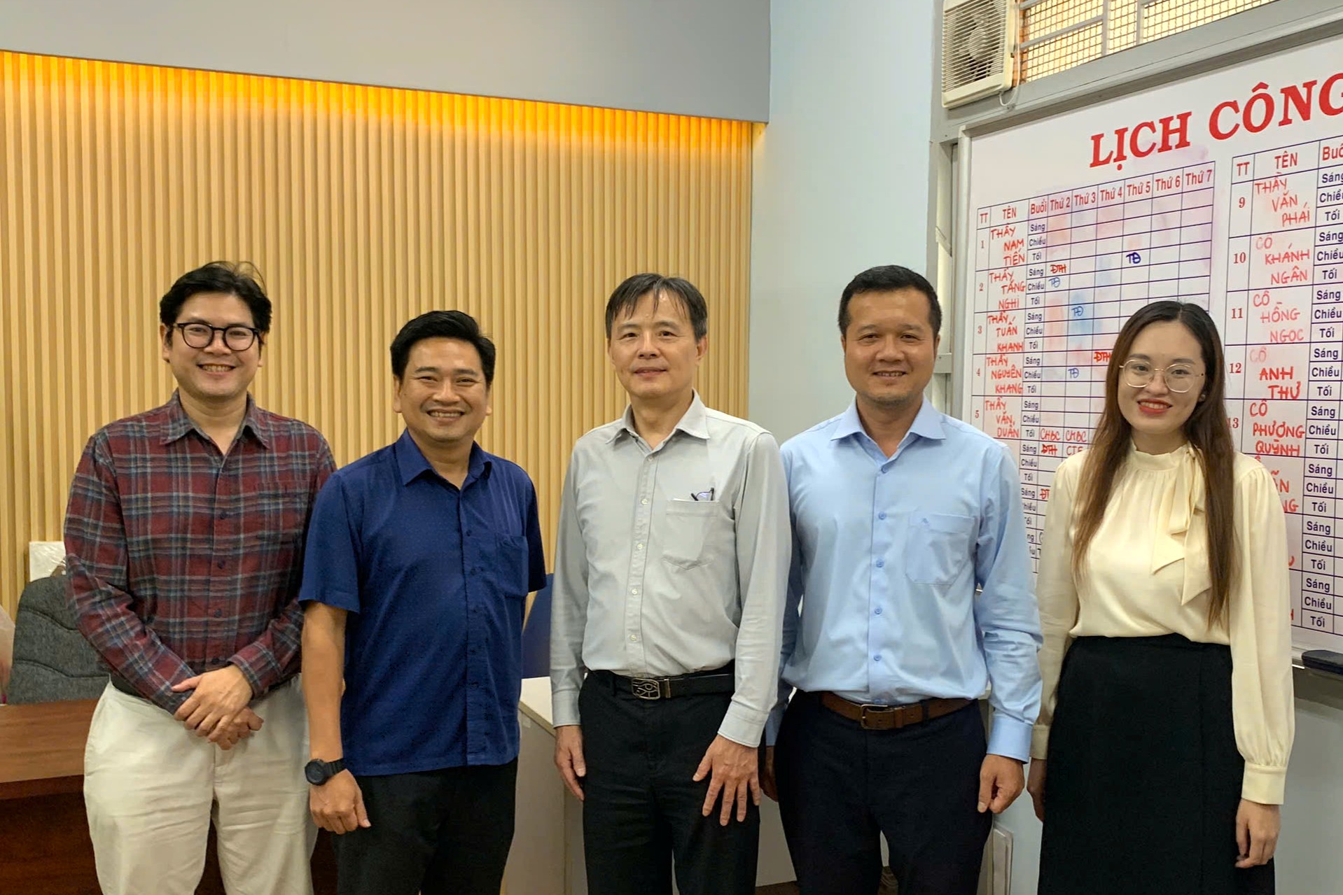 Đón tiếp PGS. TS. Lý Minh Tương - Trường Nghiên cứu Quốc tế S. Rajaratnam, Đại học Công Nghệ Nanyang (Singapore)