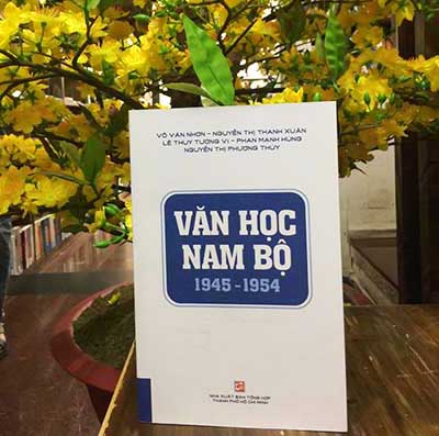 Trao tặng thưởng cho 20 tác phẩm lý luận, phê bình văn học, nghệ thuật