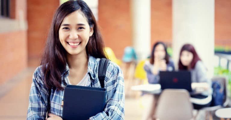 Thông báo v/v sinh viên khóa 2021 tiếp tục nộp bổ sung Giấy chứng nhận kết quả thi THPT năm 2021 và nhận Giấy báo trúng tuyển và gọi nhập học