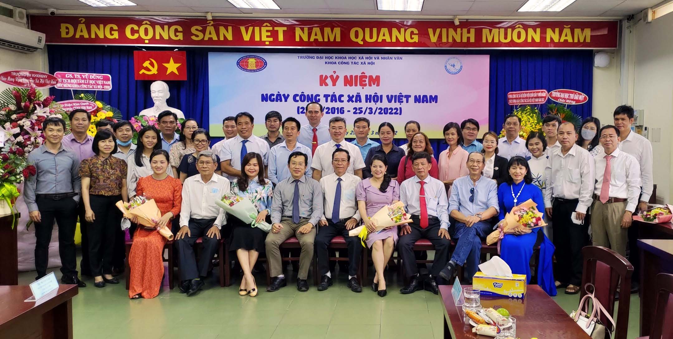 Kỷ niệm ngày Công tác xã hội Việt Nam 25/03/2022 - Công tác xã hội - Chuyện nghề