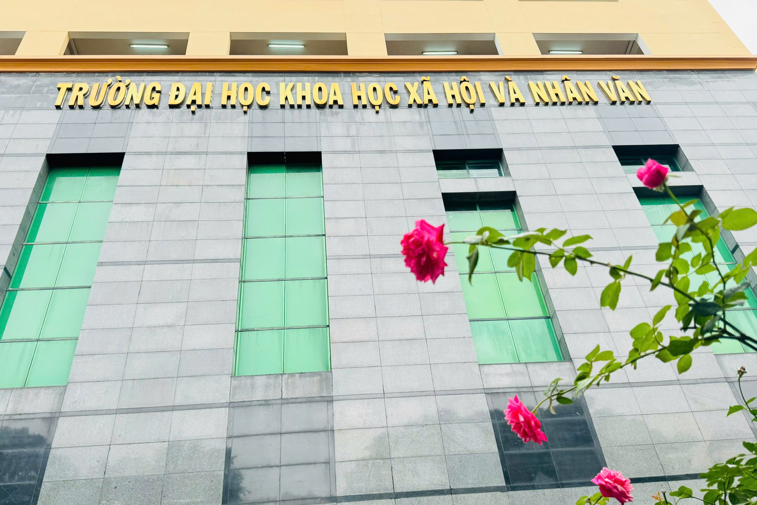 Nhà trường không tổ chức lễ Khai giảng để dùng kinh phí ủng hộ đồng bào vùng lũ