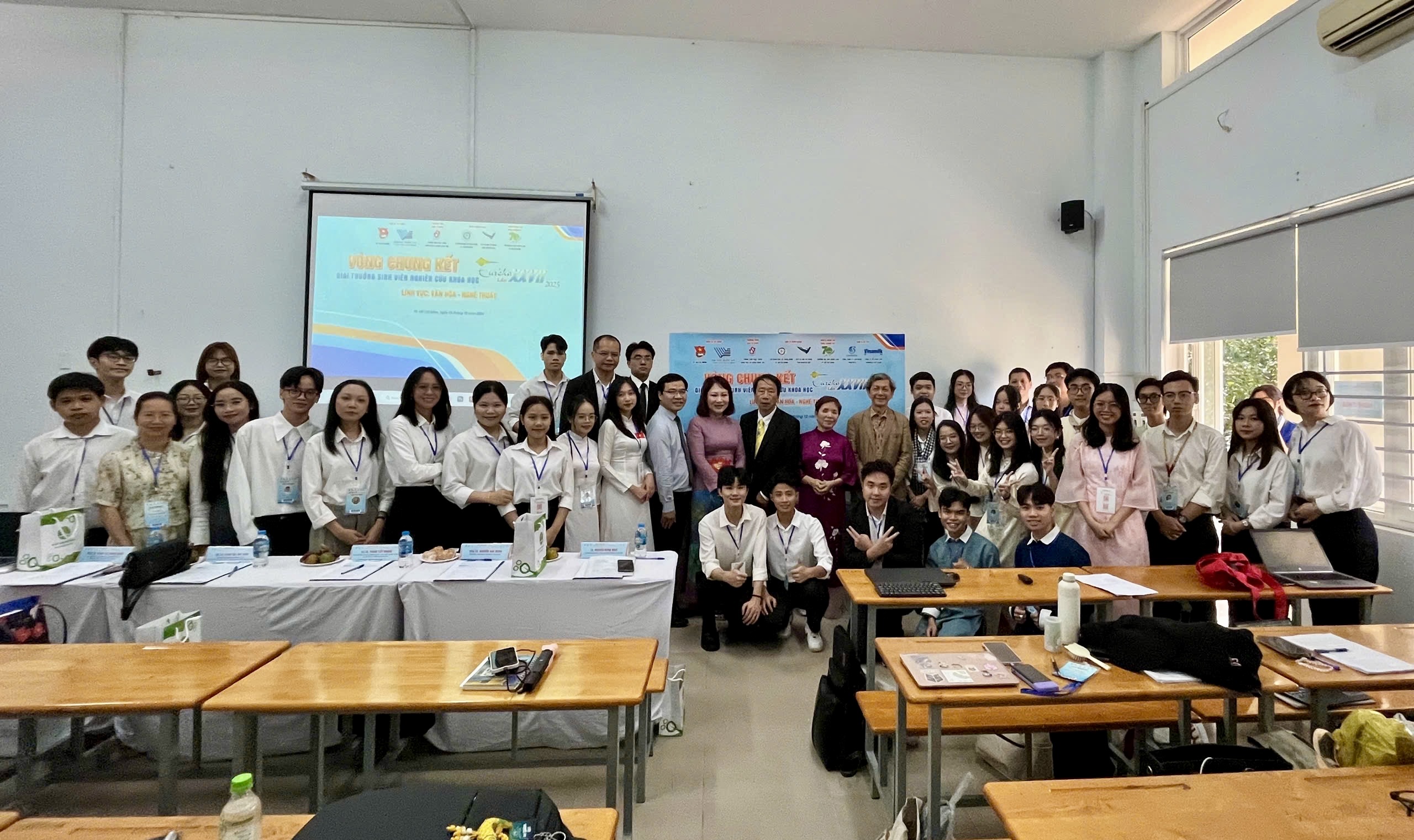 Trao giải Giải thưởng Sinh viên nghiên cứu khoa học Euréka năm 2025
