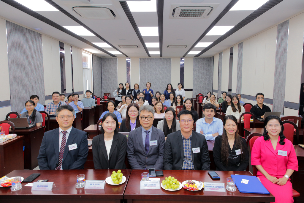 Hội thảo khoa học quốc tế “Dịch thuật Việt – Hàn trong kỷ nguyên toàn cầu hóa và chuyển đổi số”
