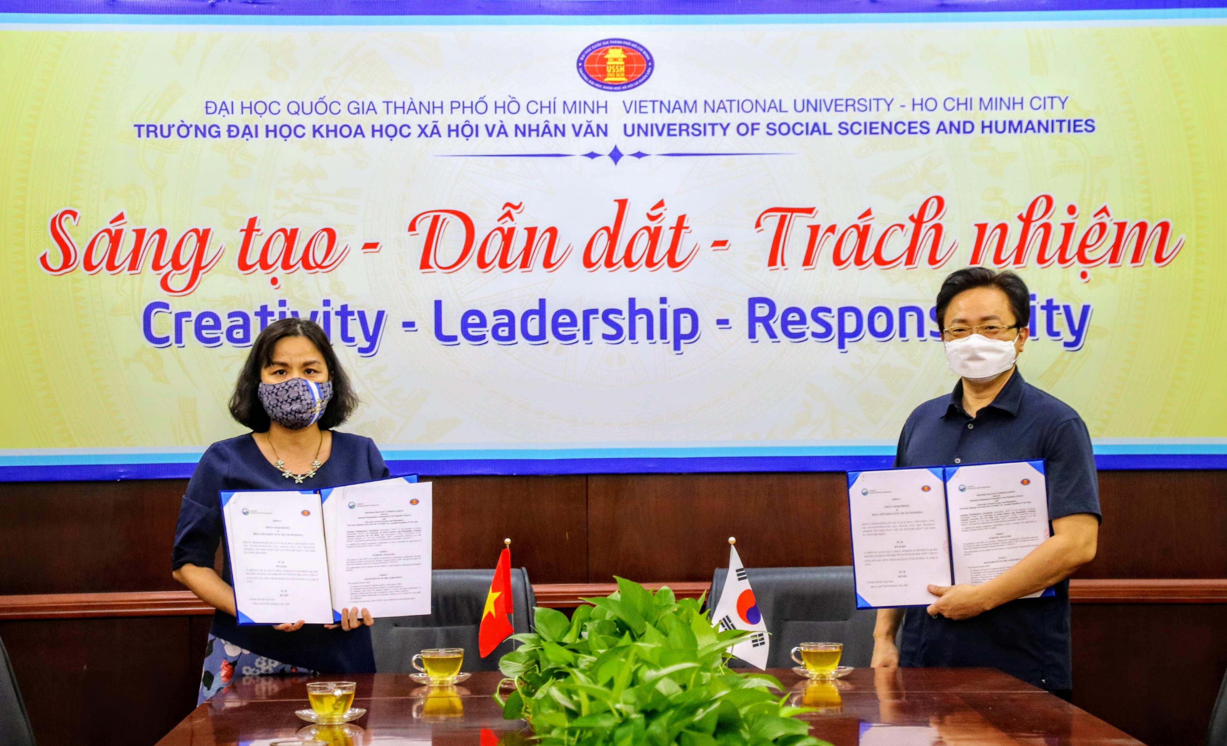 Lễ ký kết Bản ghi nhớ hợp tác giữa Trường Đại học Khoa học Xã hội và Nhân văn với Quỹ Toàn cầu hóa Nông thôn mới của Hàn Quốc (Saemaul Globalization Foundation)
