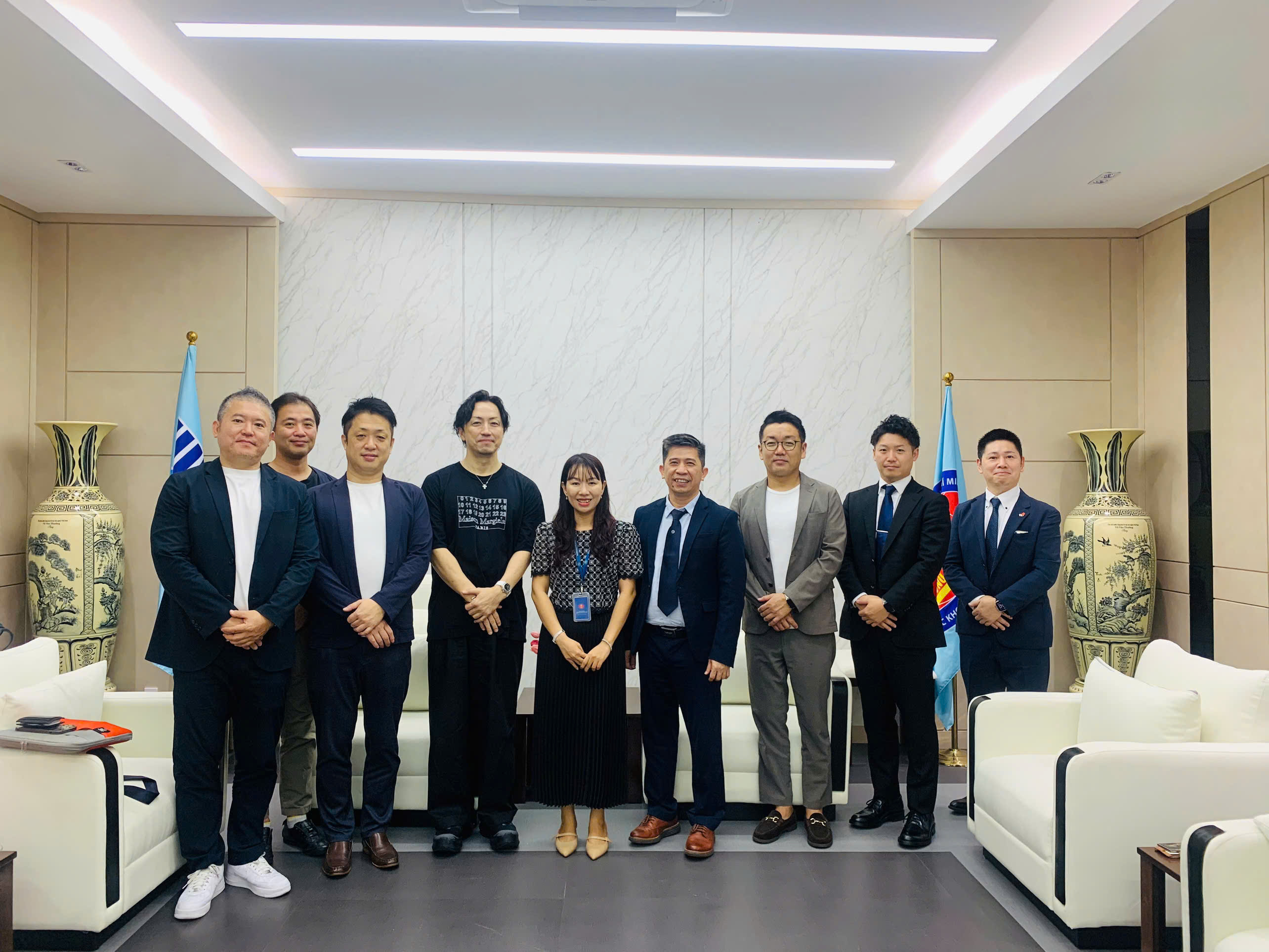 Buổi giao lưu giữa khoa Nhật Bản học và Tập đoàn Outsourcing (OSG) - Nhật Bản