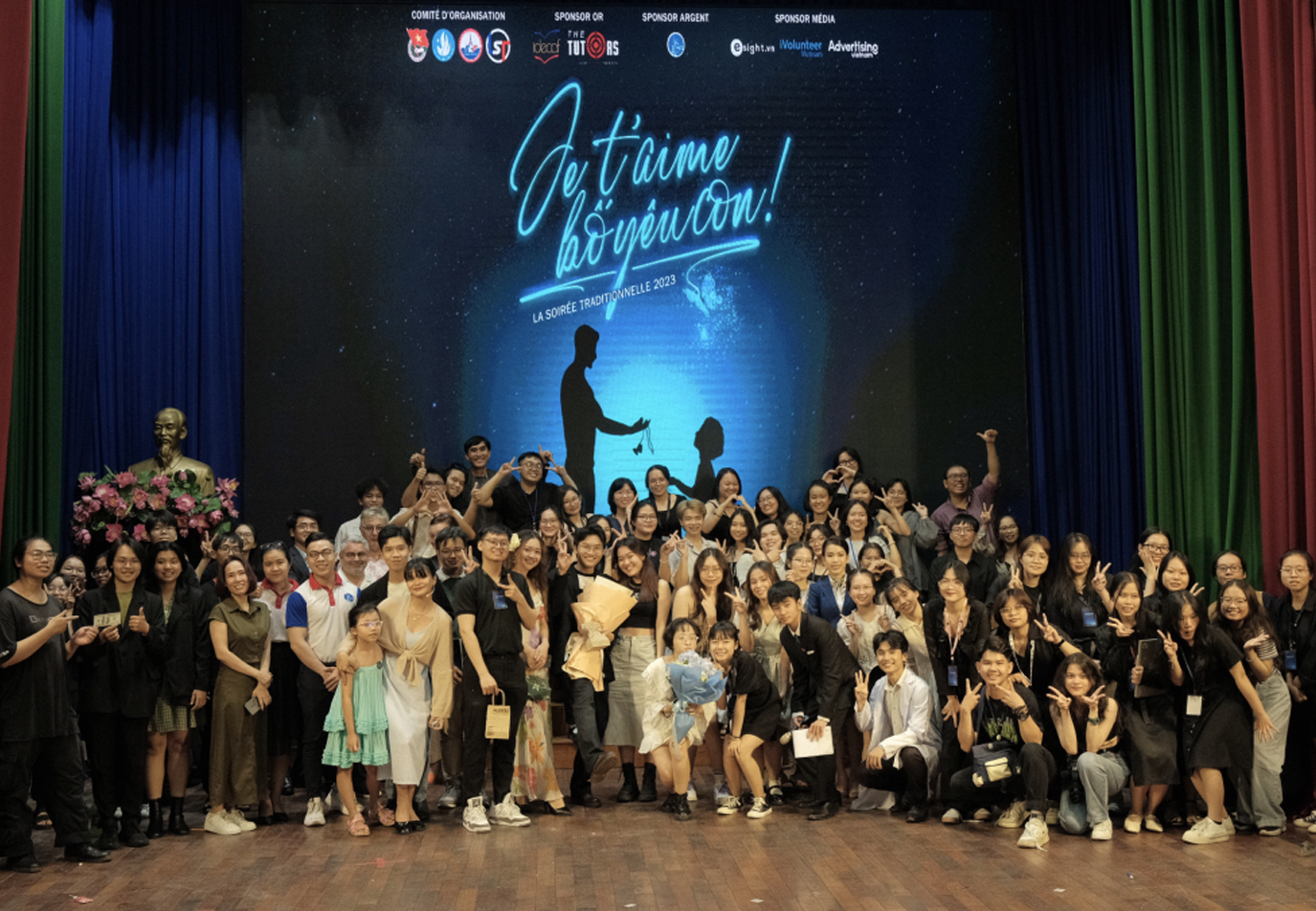 “Je t’aime – Bố yêu con!”: Tình yêu giữa cuộc sống bộn bề