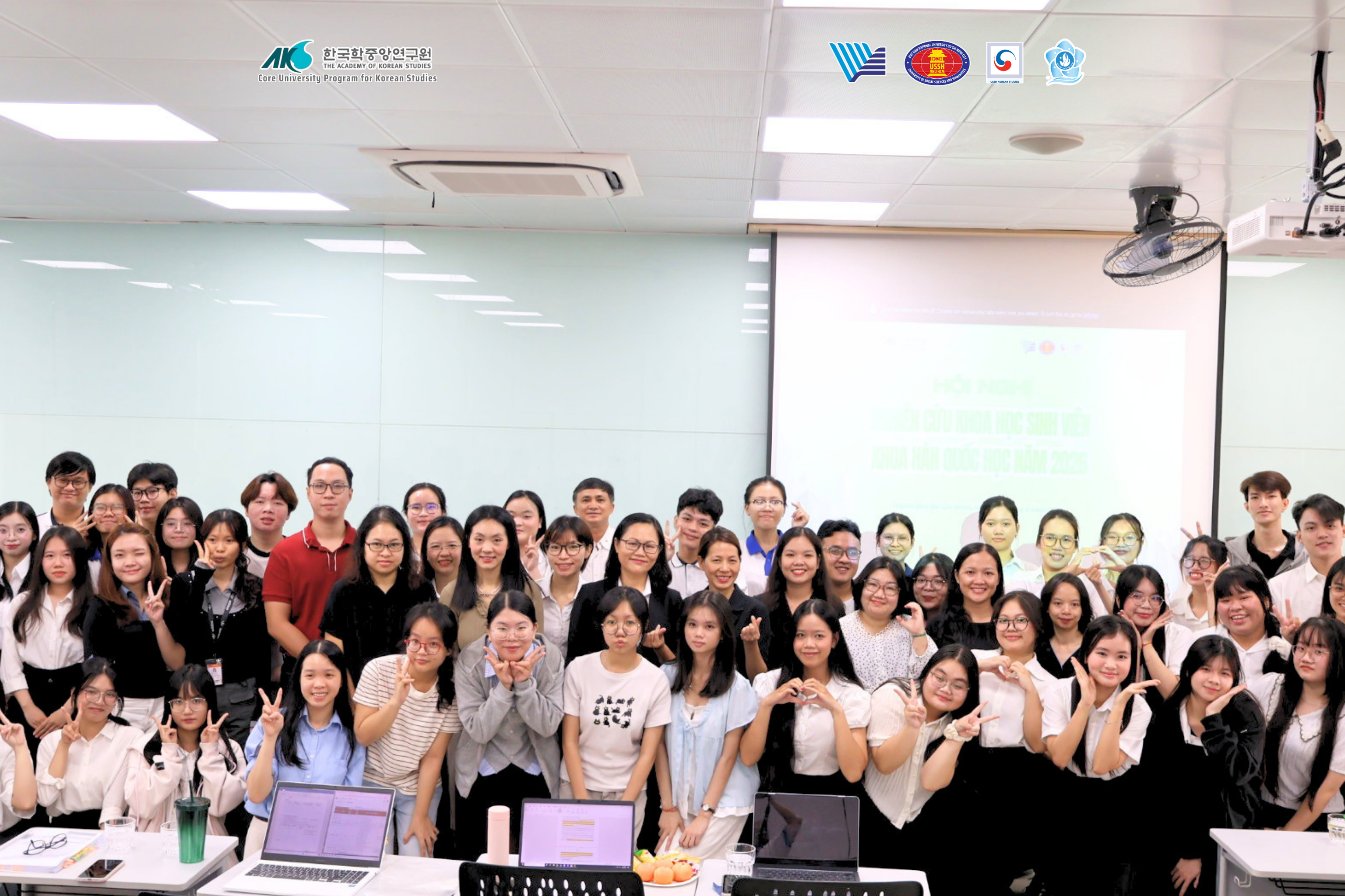 Hội nghị nghiên cứu khoa học sinh viên Khoa Hàn Quốc học năm học 2025-2026