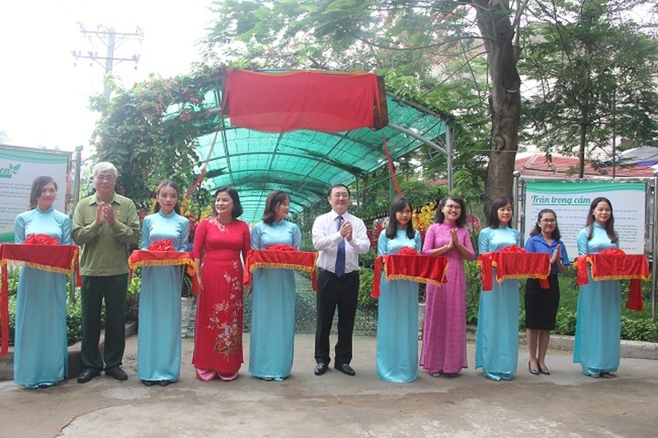 Báo Dân Trí - Trường ĐH đầu tiên ở TPHCM thực hiện chương trình Đại học Xanh