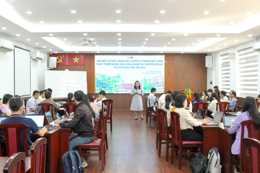 Nhìn thẳng thách thức, mở hướng đi cho giáo dục đại học thời đại số