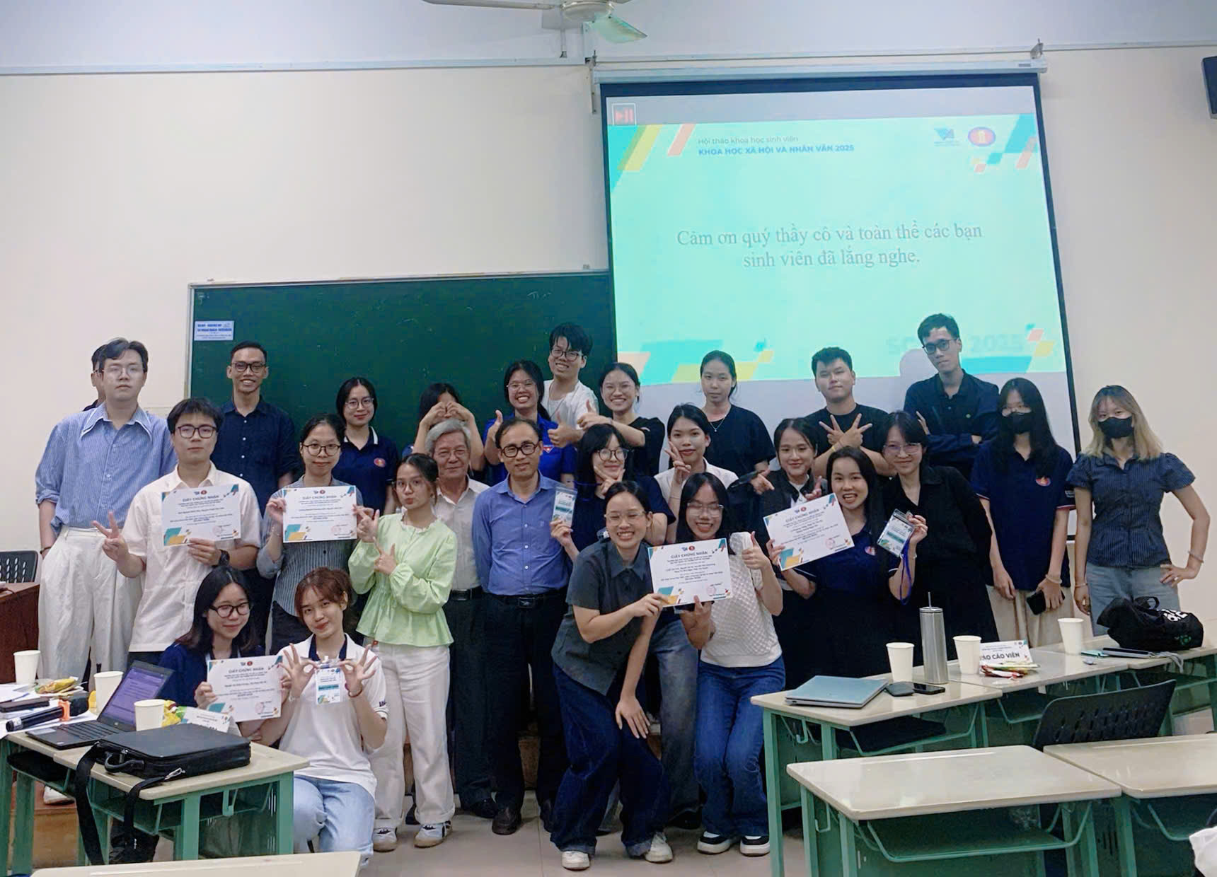 Hội thảo khoa học sinh viên: khoa học xã hội và nhân văn năm 2025 - Tiểu ban Ngữ văn Pháp