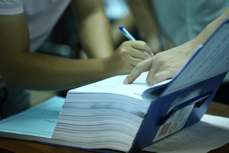 Chính phủ ban hành lộ trình bắt buộc đấu thầu lựa chọn nhà đầu tư qua mạng