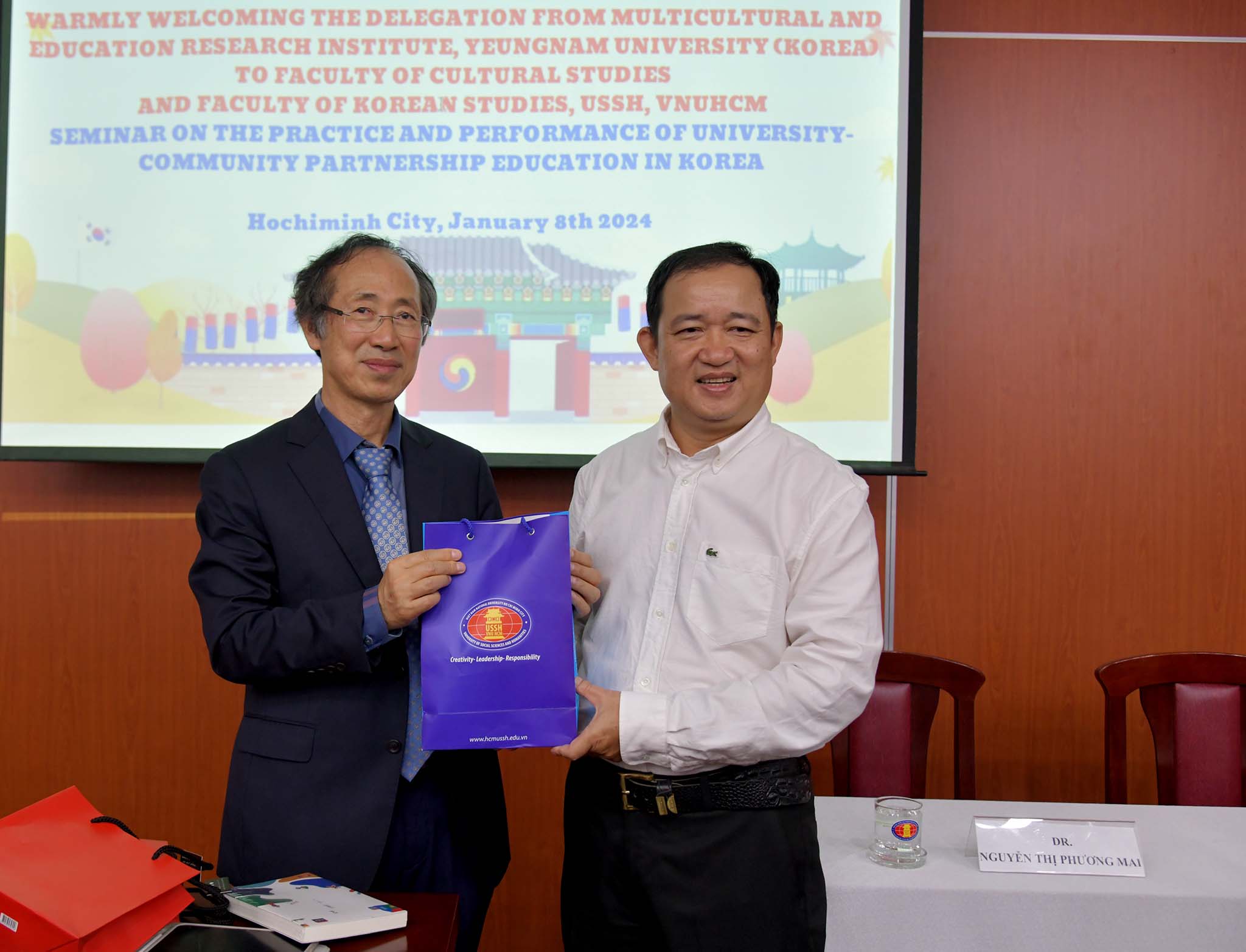 TĐKH: “Thực tiễn và hiệu quả của giáo dục đại học – Hợp tác cộng đồng ở Hàn Quốc”