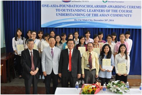 Quỹ One Asia Foundation trao học bổng cho sinh viên Đông phương học và học viên cao học chuyên ngành Châu Á học tham gia lớp cộng đồng Châu Á mới