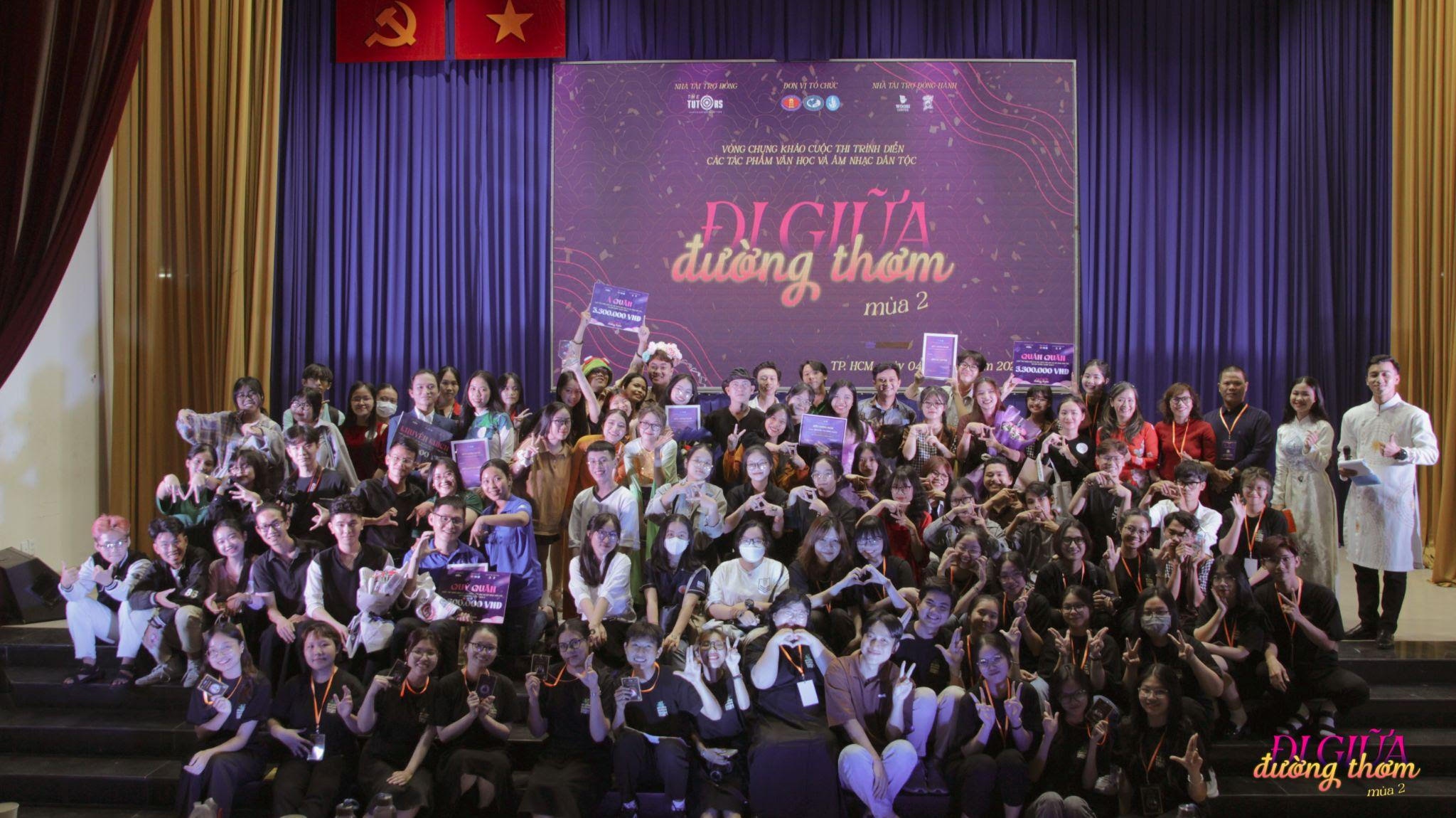 ‘Đi giữa đường thơm’ mùa 2: Cuộc hóa thân trên sân khấu