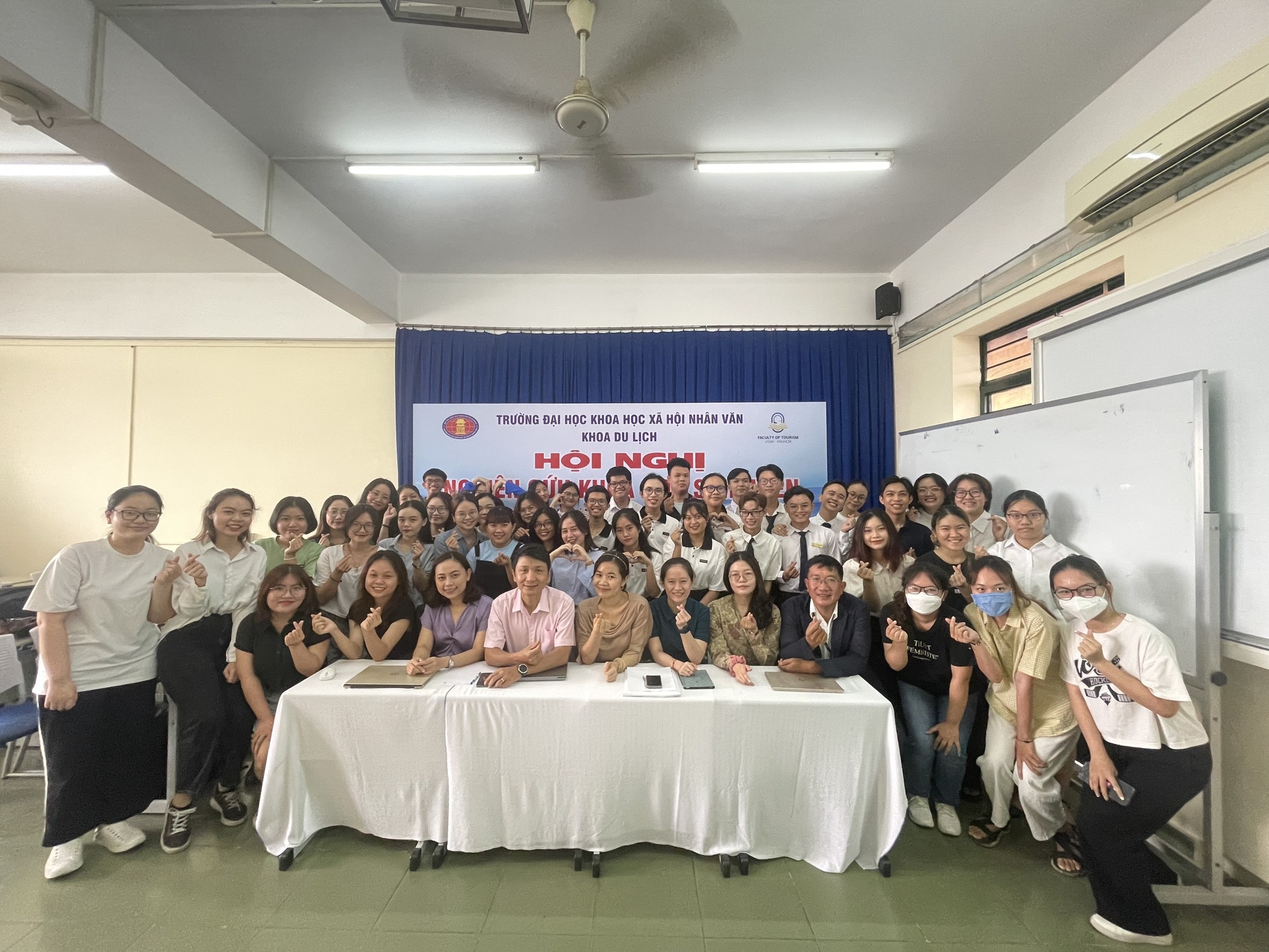 Hội nghị Nghiên cứu khoa học sinh viên Khoa Du lịch năm 2023