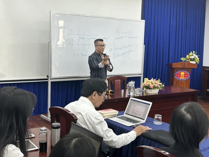 Cần giữ lại tinh thần văn hóa trong dịch thuật văn học