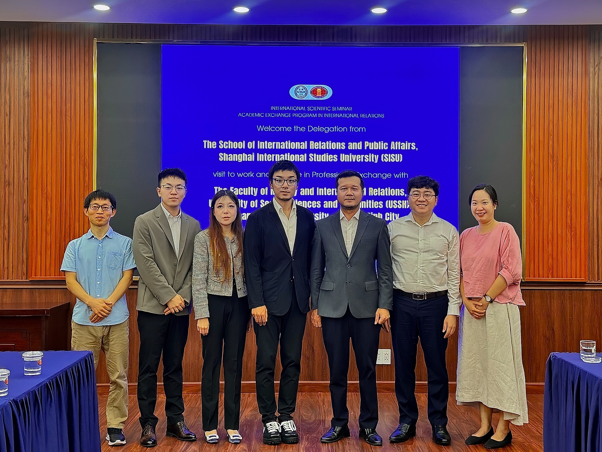 Tọa đàm khoa học quốc tế_chủ đề: “Chương trình trao đổi học thuật ngành Quan hệ Quốc tế”