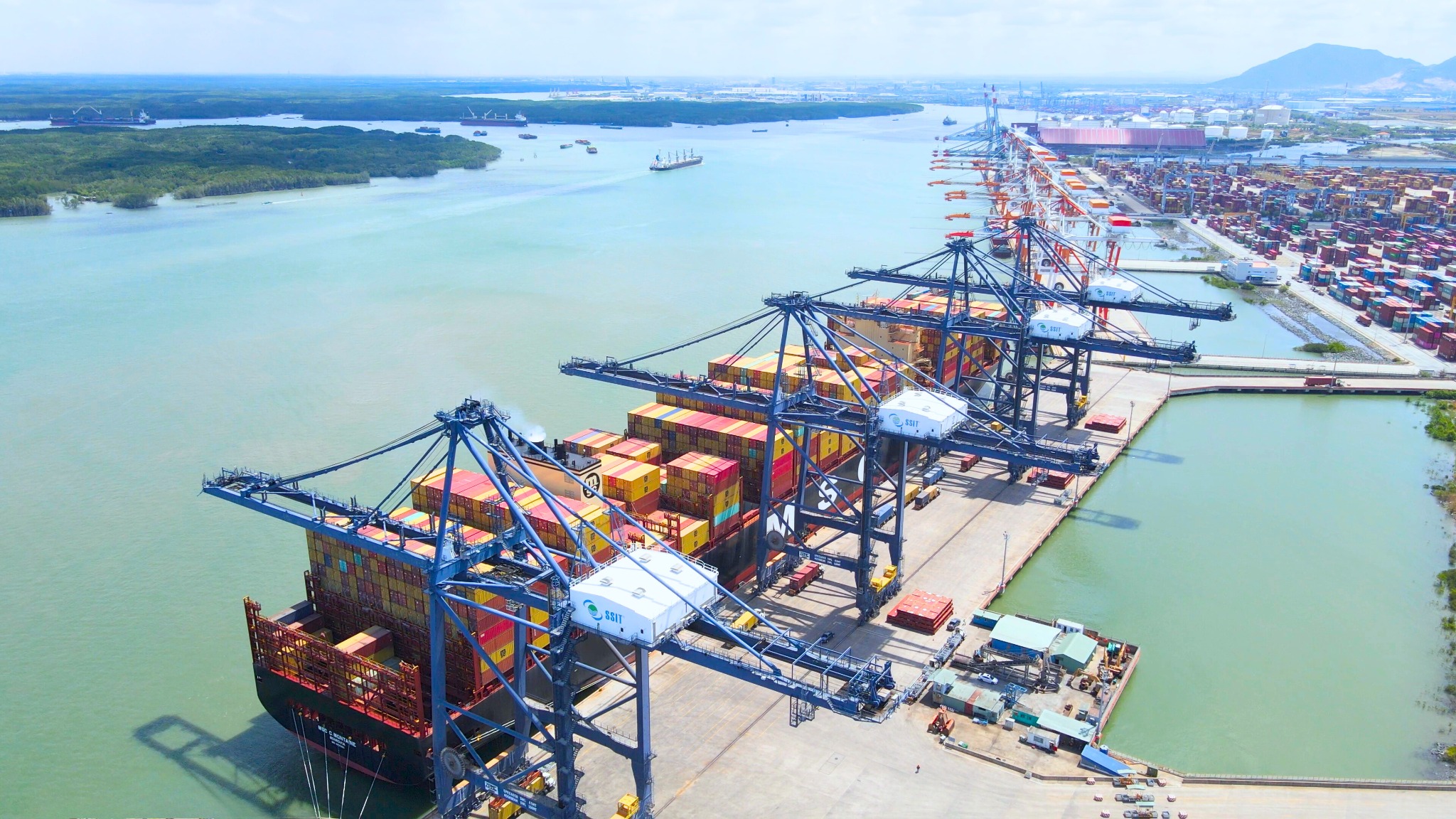 Nghị quyết số 79-NQ/TW của Bộ Chính trị về phát triển kinh tế nhà nước