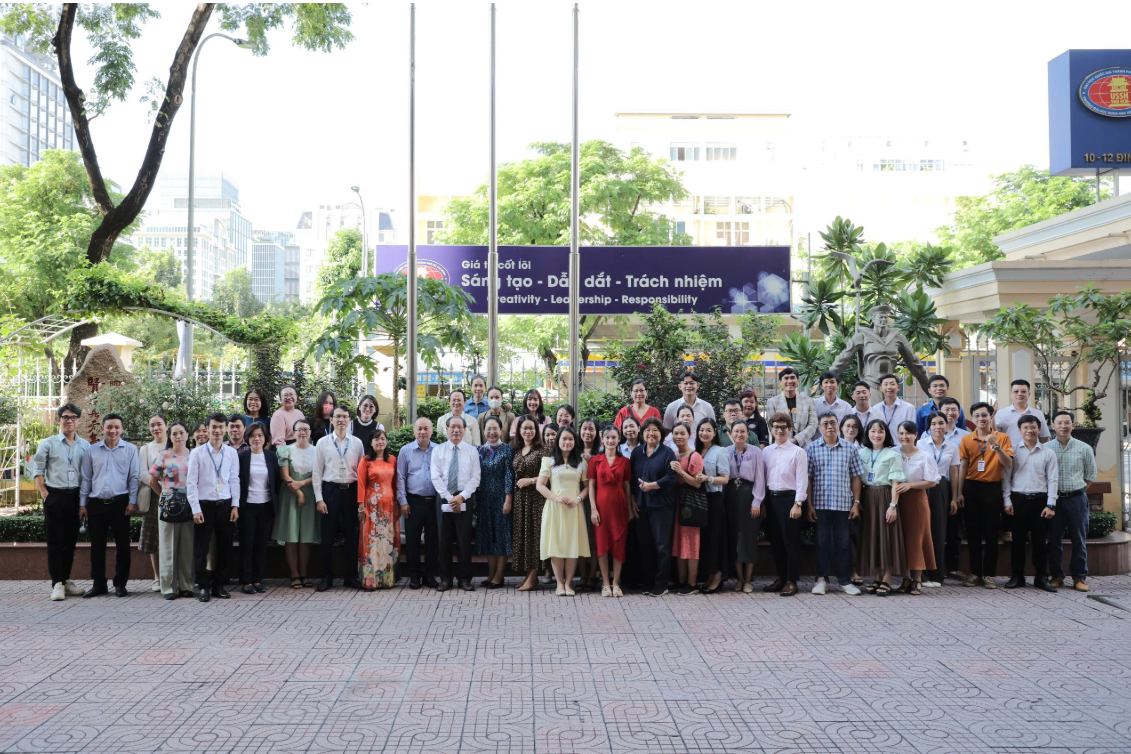 Lễ Sinh hoạt dưới cờ tháng 11: Nhìn lại bối cảnh quốc tế và bối cảnh Việt Nam trong thời gian Chủ tịch Hồ Chí Minh viết Di chúc