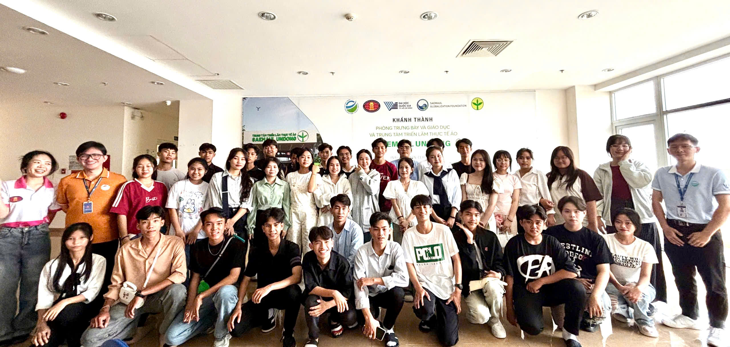 TT.PTNT-SU chào mừng đoàn học sinh Trường THPT Tân Phước, tỉnh Tiền Giang đến tham quan, trải nghiệm