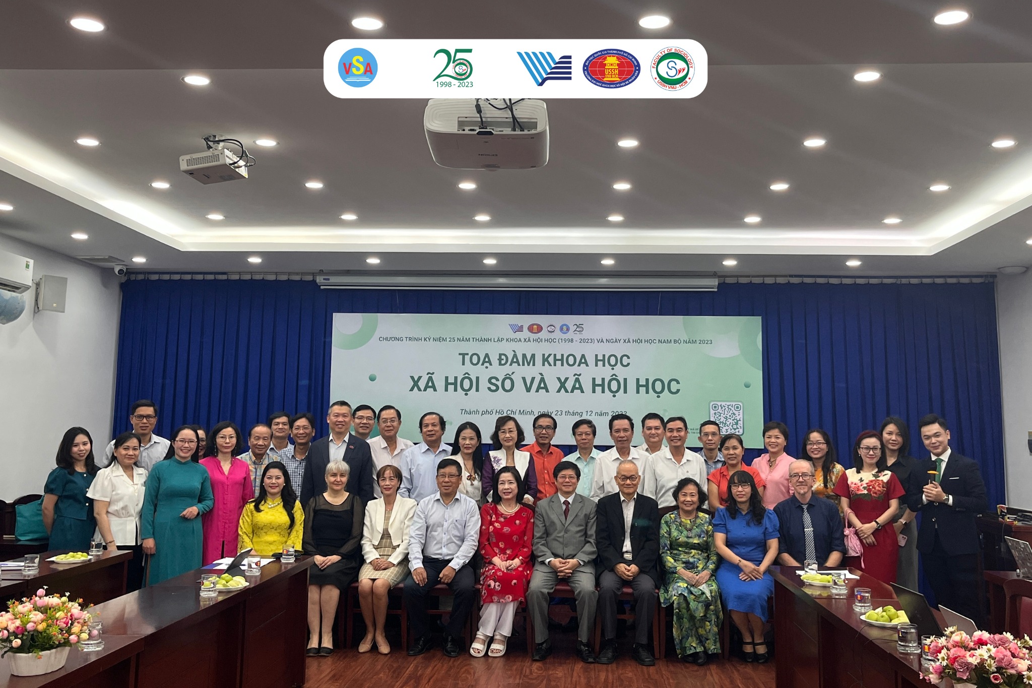 Tọa đàm khoa học “Xã hội số và Xã hội học”