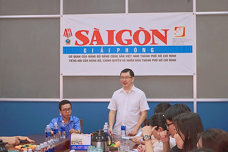 Sinh viên hệ Cử nhân tài năng khoa Văn học tìm hiểu thực tế hoạt động báo chí, xuất bản