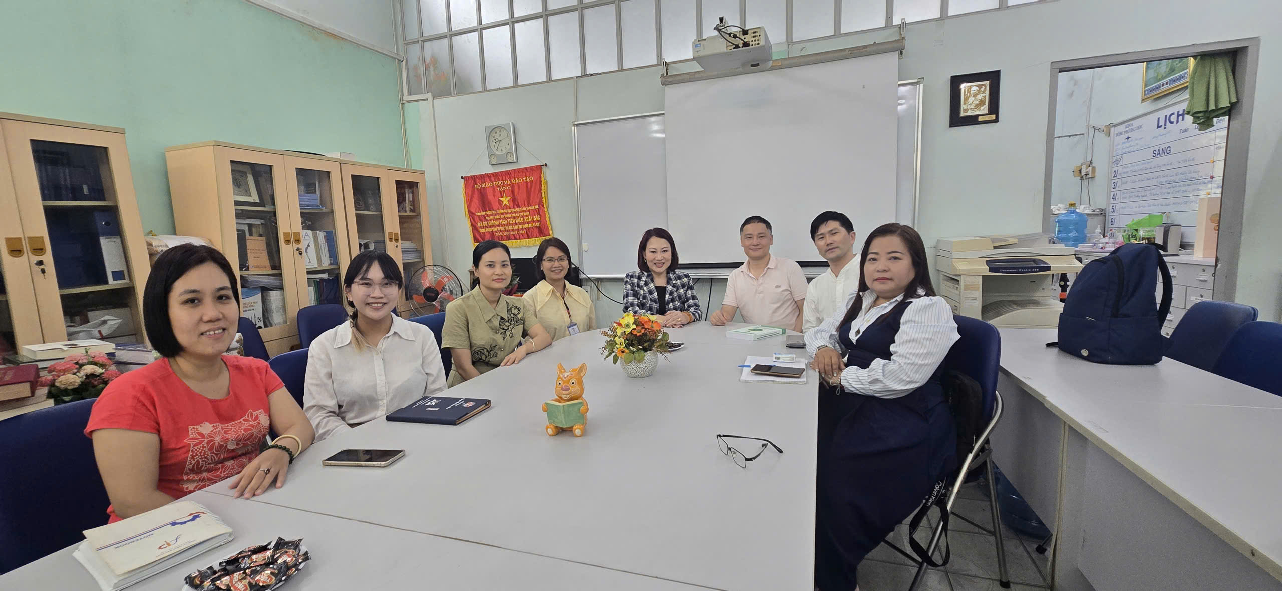 Khoa Đông phương học – Nhật Bản học tiếp và làm việc với Công ty TNHH Văn hoá truyền thông LiveU: trao đổi hợp tác, mở ra cơ hội nghề nghiệp cho sinh viên trong lĩnh vực công nghệ Internet và kinh tế số