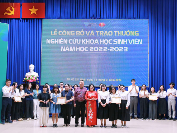 Đại học không chỉ là nơi đào tạo ra nguồn nhân lực, mà còn là nơi tạo ra tri thức mới