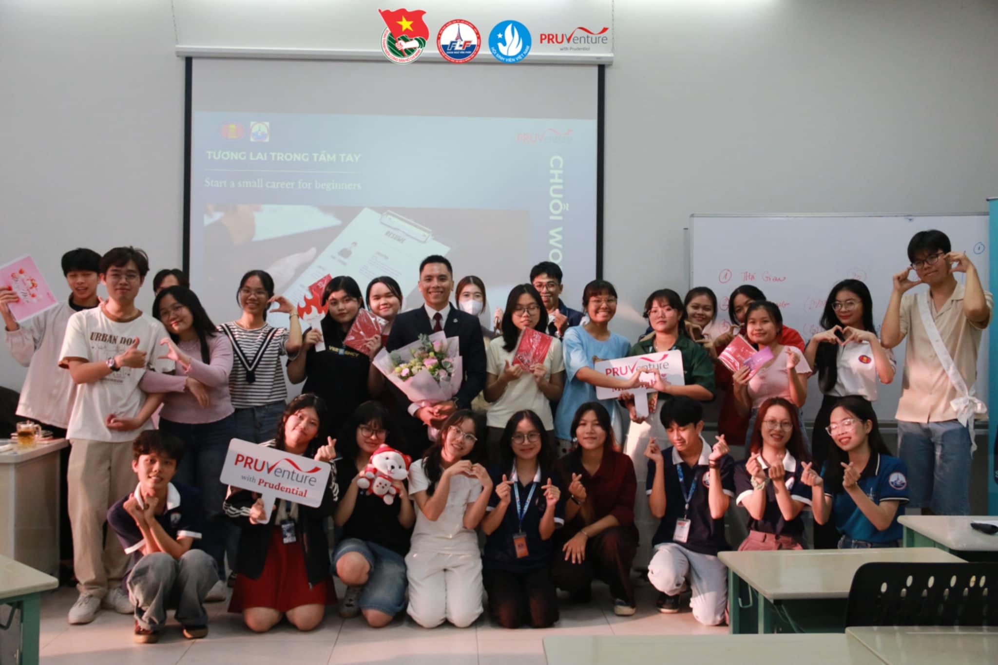 Workshop hướng dẫn kĩ năng viết CV cho sinh viên khoa Ngữ văn Pháp