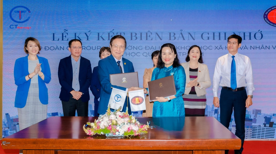 Ký kết hợp tác với tập đoàn CT Group thực hiện nhiều hoạt động hỗ trợ sinh viên