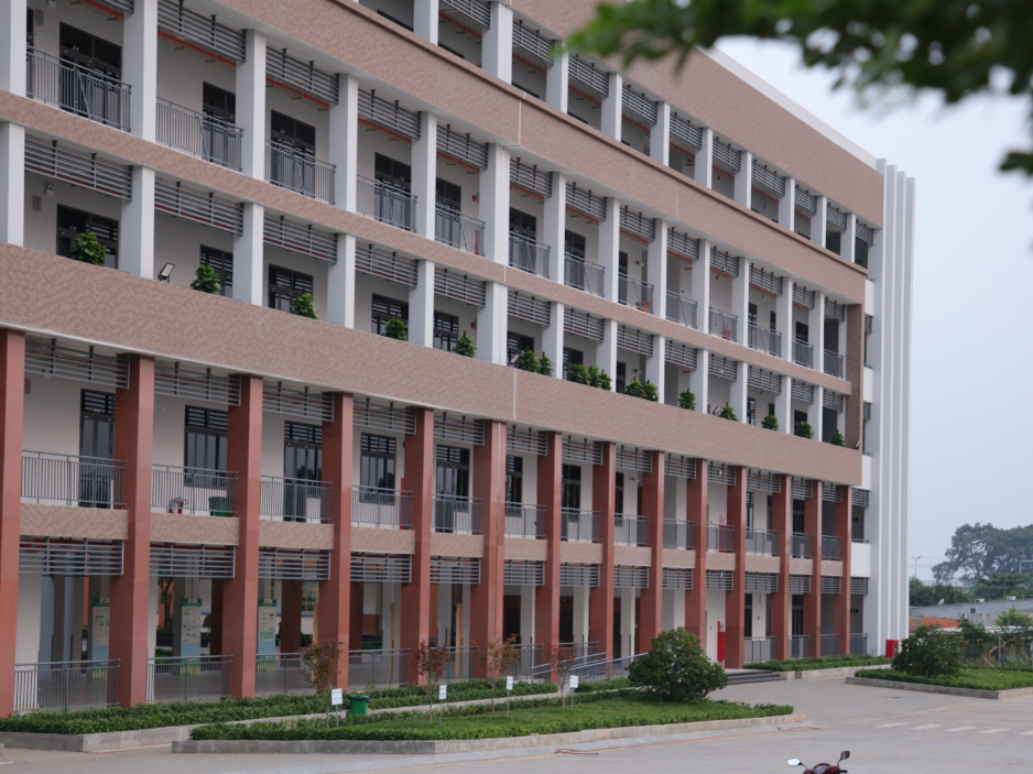 Tuyển sinh đại học vừa làm vừa học đợt 1 năm 2023