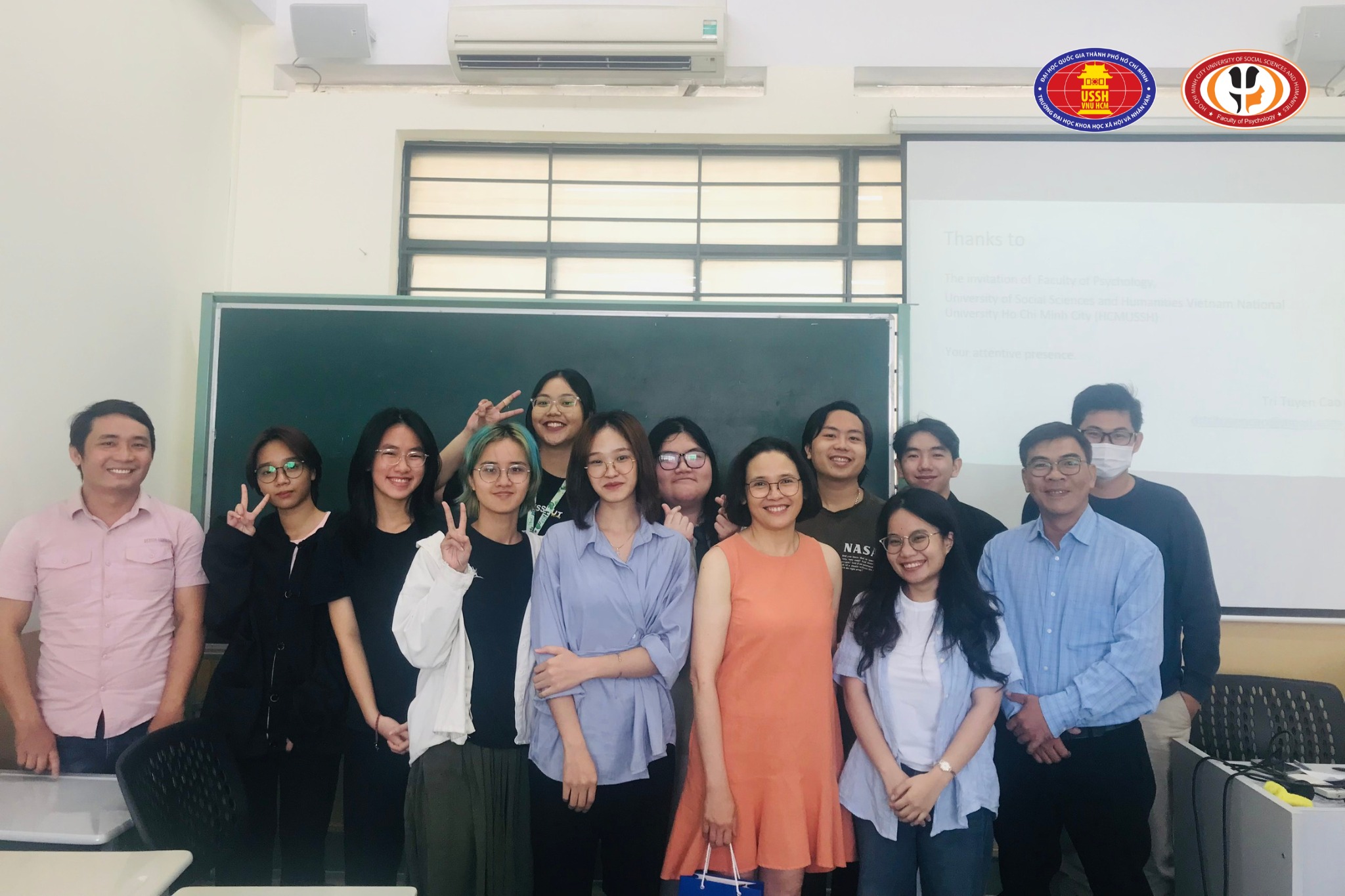 Tọa đàm: "Y học lối sống: Con đường gia tăng sức khỏe và an lạc" (Lifestyle Medicine: a path to Optimal Health and Well-being)