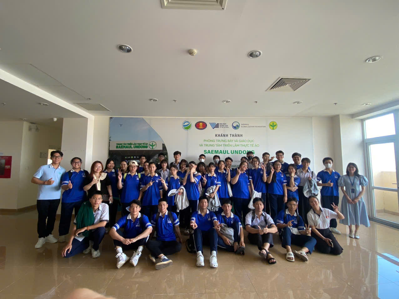 TT.PTNT-SU chào mừng đoàn học sinh Trường THPT Thanh Đa (TP.HCM) đến tham quan