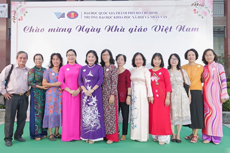 Chương trình kỷ niệm 41 năm Ngày Nhà giáo Việt Nam (20/11/1982 - 20/11/2023)