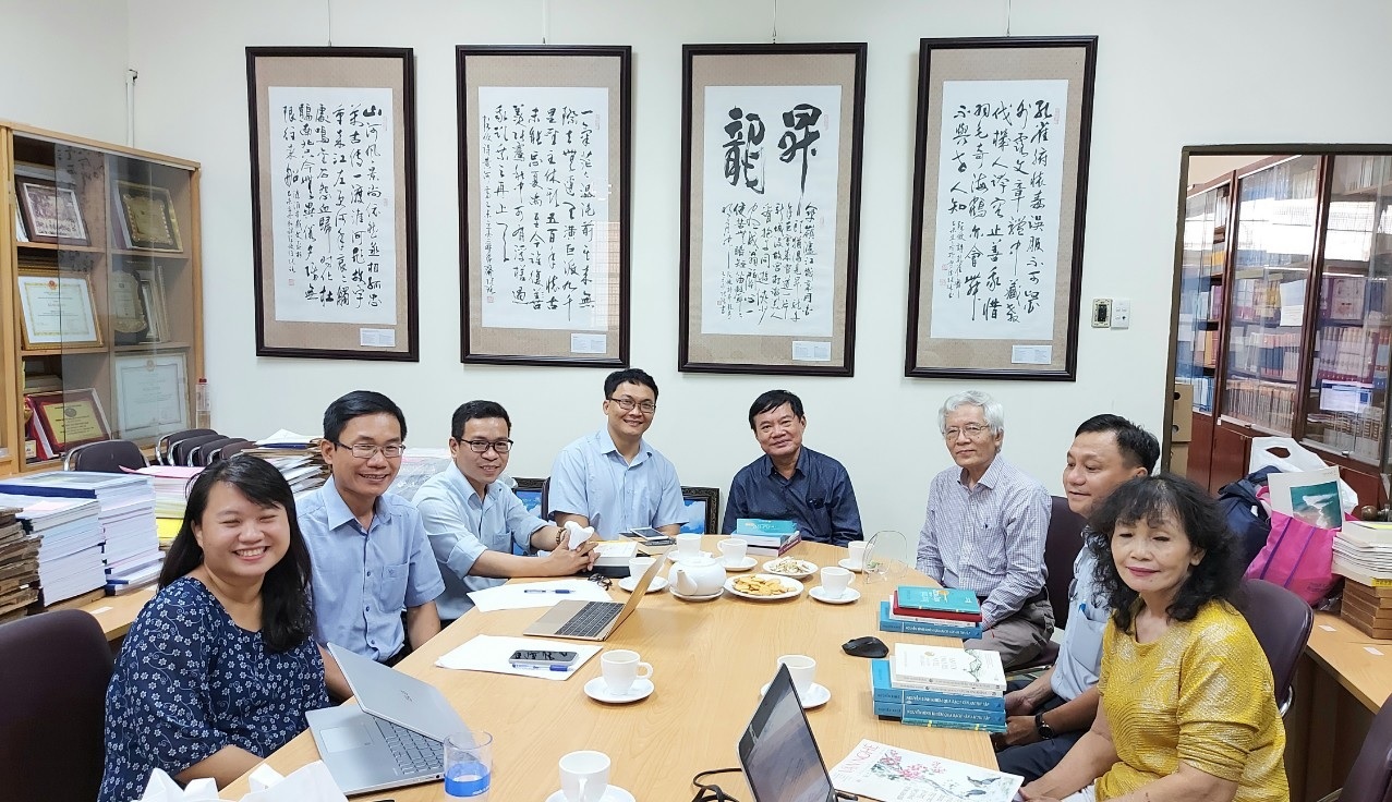 Khoa Văn học gặp gỡ Tạp chí Văn nghệ thành phố Hồ Chí Minh