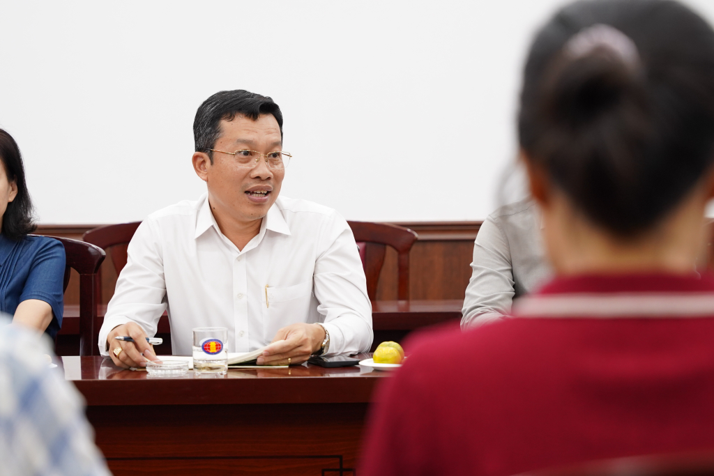 TS. Lê Hoàng Dũng khẳng định Nhà trường luôn hướng đến trang bị kiến thức chuyên môn và kỹ năng thực tiễn cho học viên - Ảnh: PHẠM TRÍ