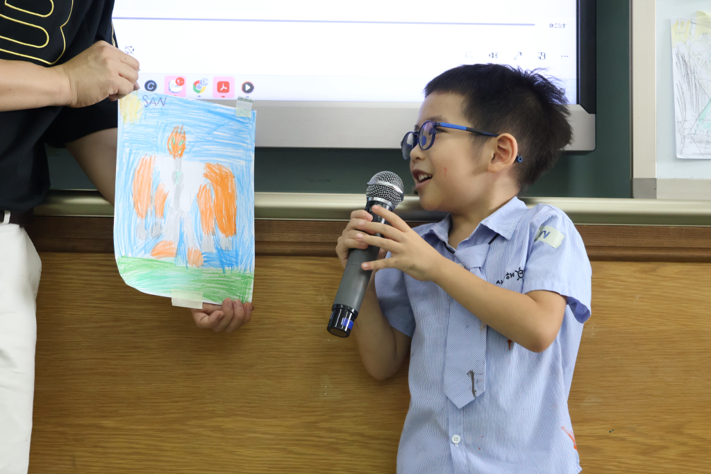 Các hoạt động diễn ra sôi nổi, tạo nên không khí vui tươi cho buổi khai mạc - Ảnh: QUỲNH NHƯ