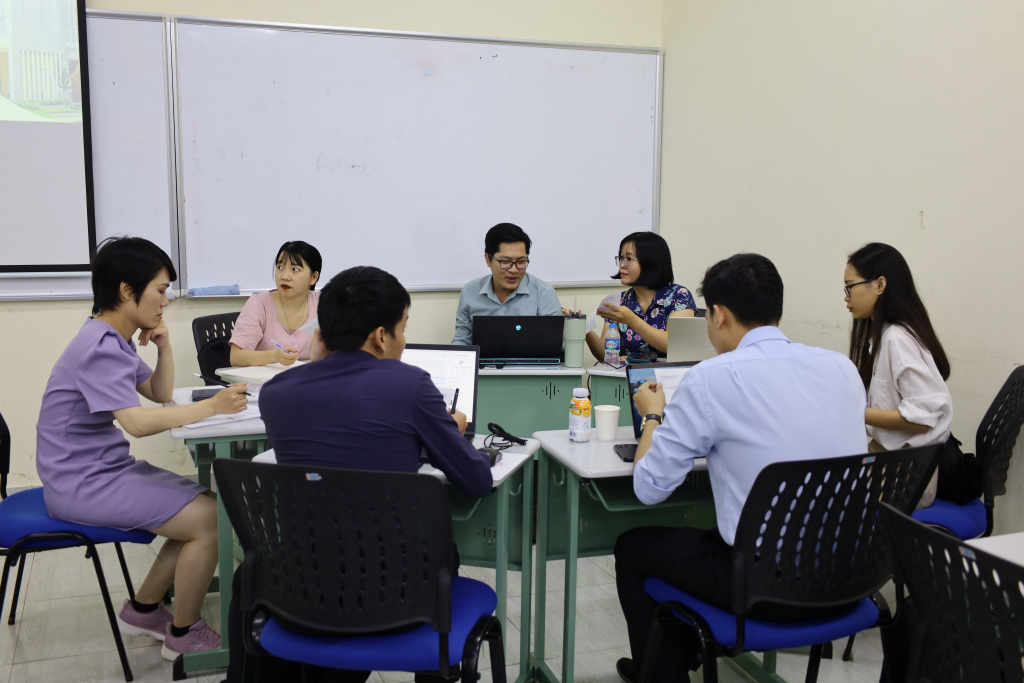 Các lớp bồi dưỡng được tổ chức với nhiều hoạt động sáng tạo - Ảnh: Thu Hương