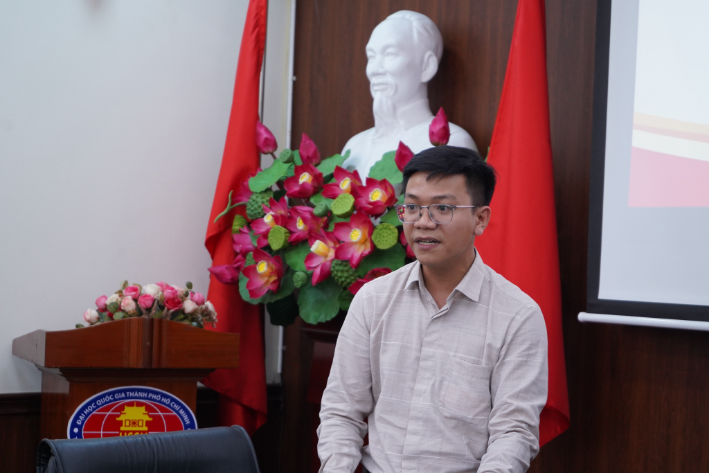 Đ/c Trần Hoài Bảo cho biết, đây là lần đầu tiên Nhà trường có 2 đội thi lọt vào vòng chung kết - Ảnh: Phạm Trí