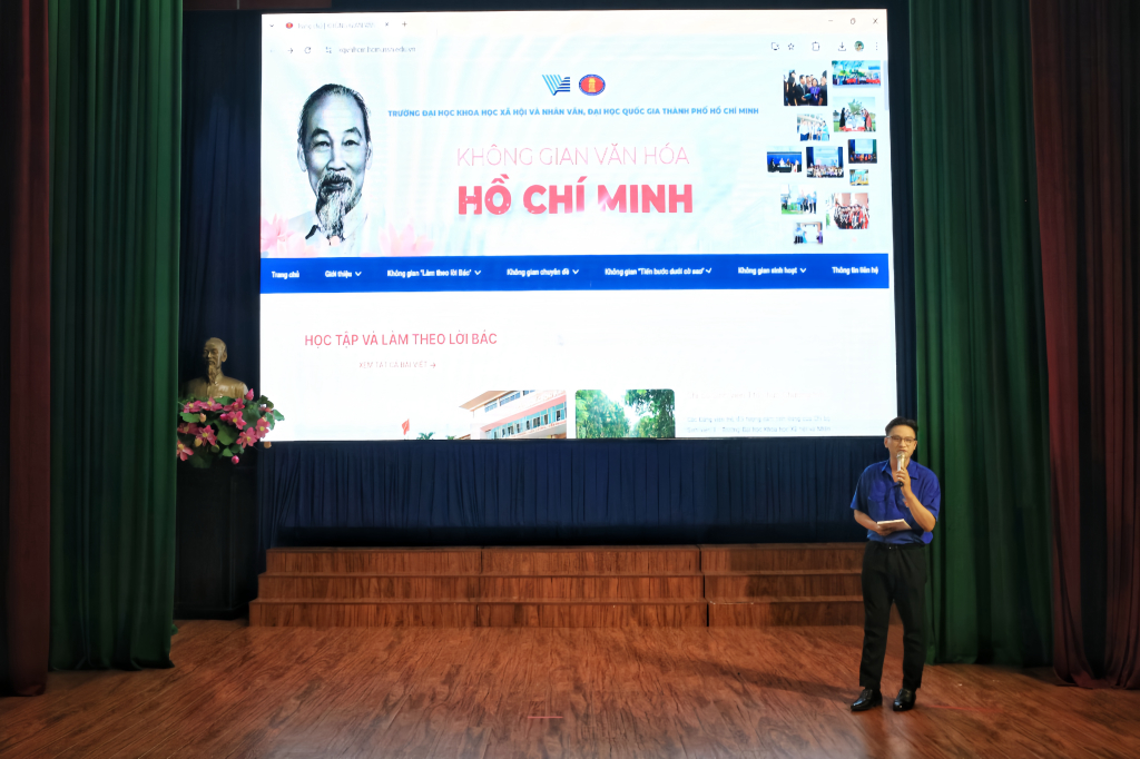 Bộ phim giúp sinh viên hiểu rõ hơn về quá trình hình thành tư tưởng và con đường cách mạng của Chủ tịch Hồ Chí Minh - Ảnh: MINH PHƯƠNG
